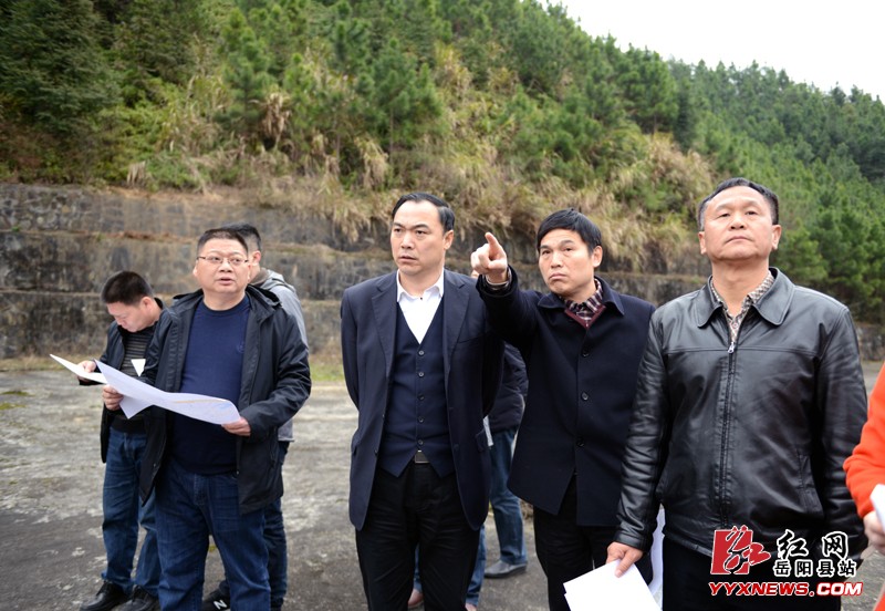 湯小娥等調研S316線升級改造項目