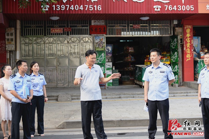 付學文到民中路督查文明創建工作