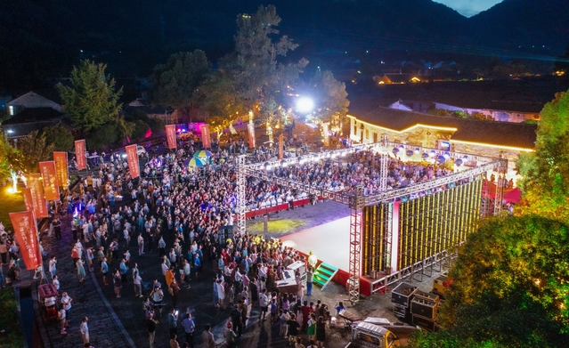 2023年湖南·嶽陽洞庭漁火季——“古村歡歌·唱響未來”嶽陽市夏季“村晚”示範展示活動